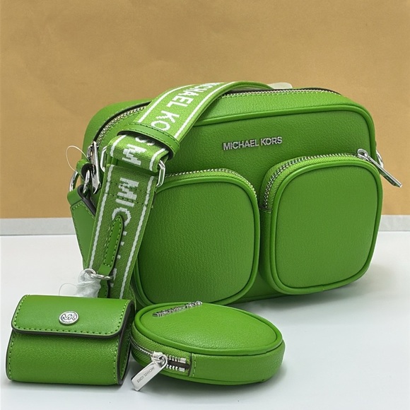 Michael Kors Lime Green Crossbody Bag Set - Picture 3 of 16